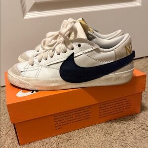 Nike Blazer Low ‘77 Jumbo Sneakers
